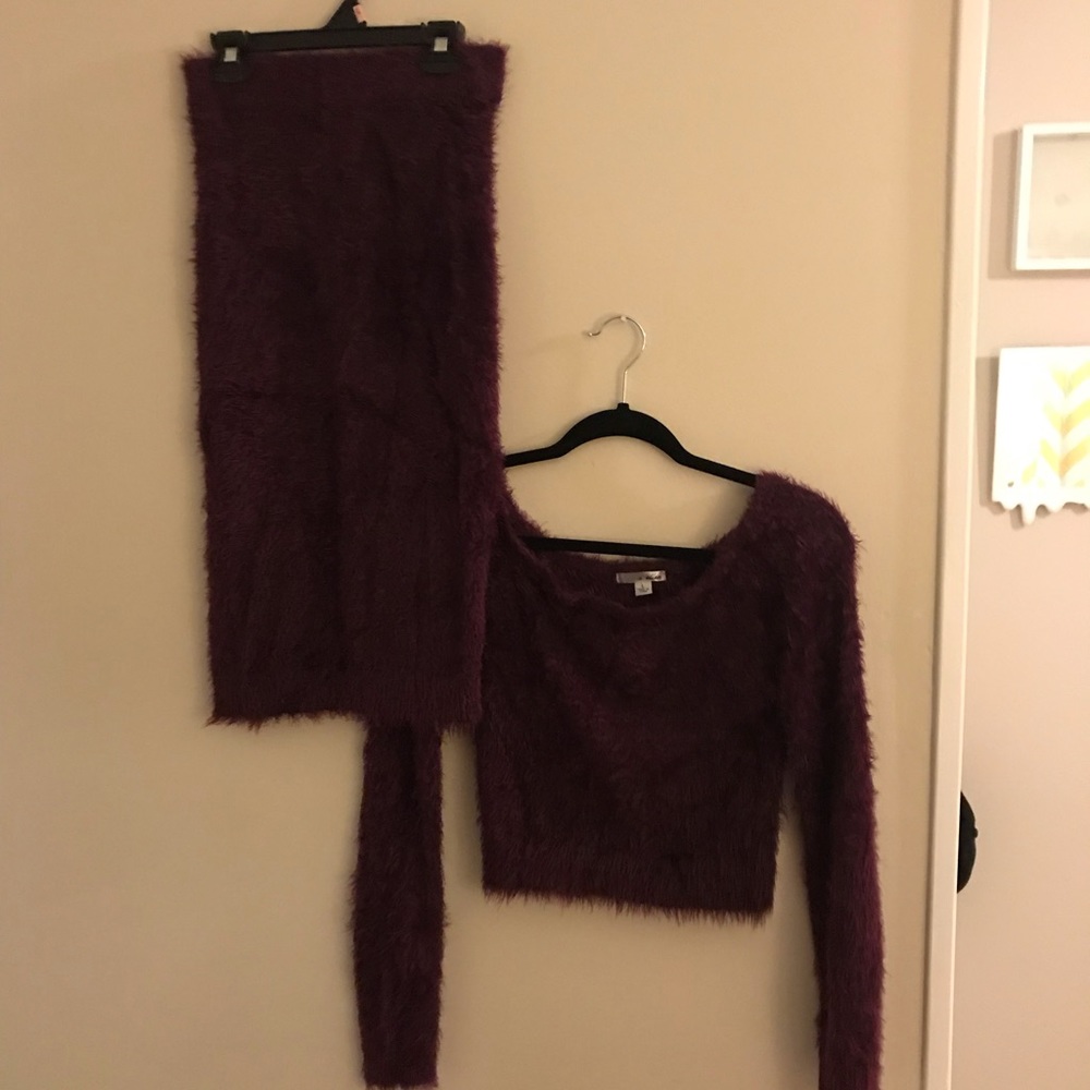 CO-ORD SKIRT&SHIRT SET - WORN ONCE - MEDIUM/LARGE